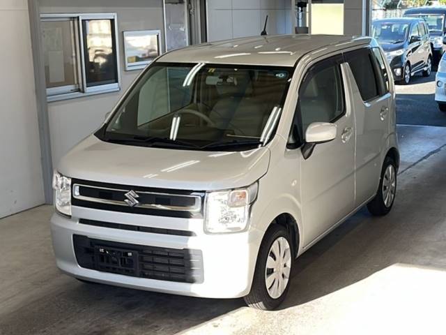 3086 SUZUKI WAGON R MH35S 2018 г. (KCAA Minami Kyushu)